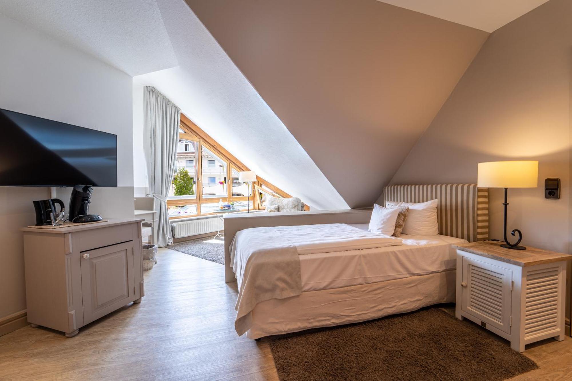 Romantischer Winkel Roligio & Wellness Resort Бад-Закса Номер фото